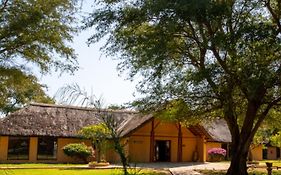 Kayova River Lodge